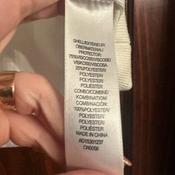 Women's White Ruffle Sleeve Top - Picture 3 of 5